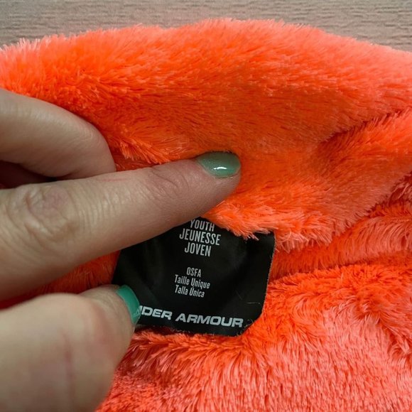 under armour fleece beanie youth size - Picture 3 of 3